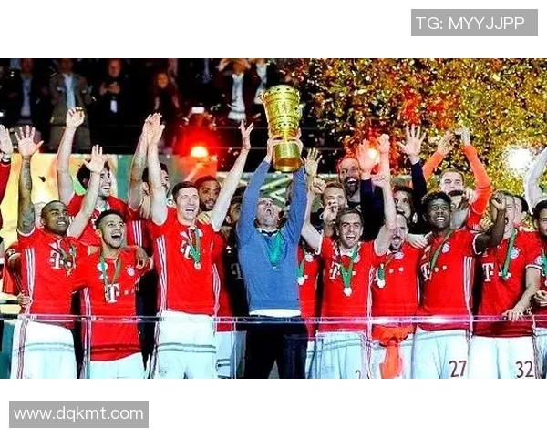 回顾06年德国足球明星的辉煌瞬间与传奇故事 回顾06年德国足球明星的辉煌瞬间与传奇故事